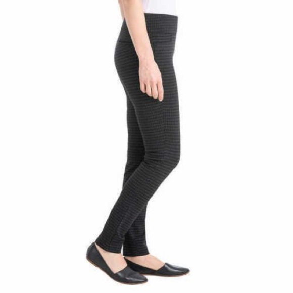 Dalia women's Ponte Pull On Tummy Control Panel Pants Black/ Off-White. Size XS - Picture 3 of 10